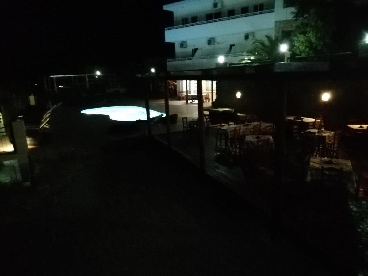 Hill Of Calm Hotel Triópetra Kültér fotó