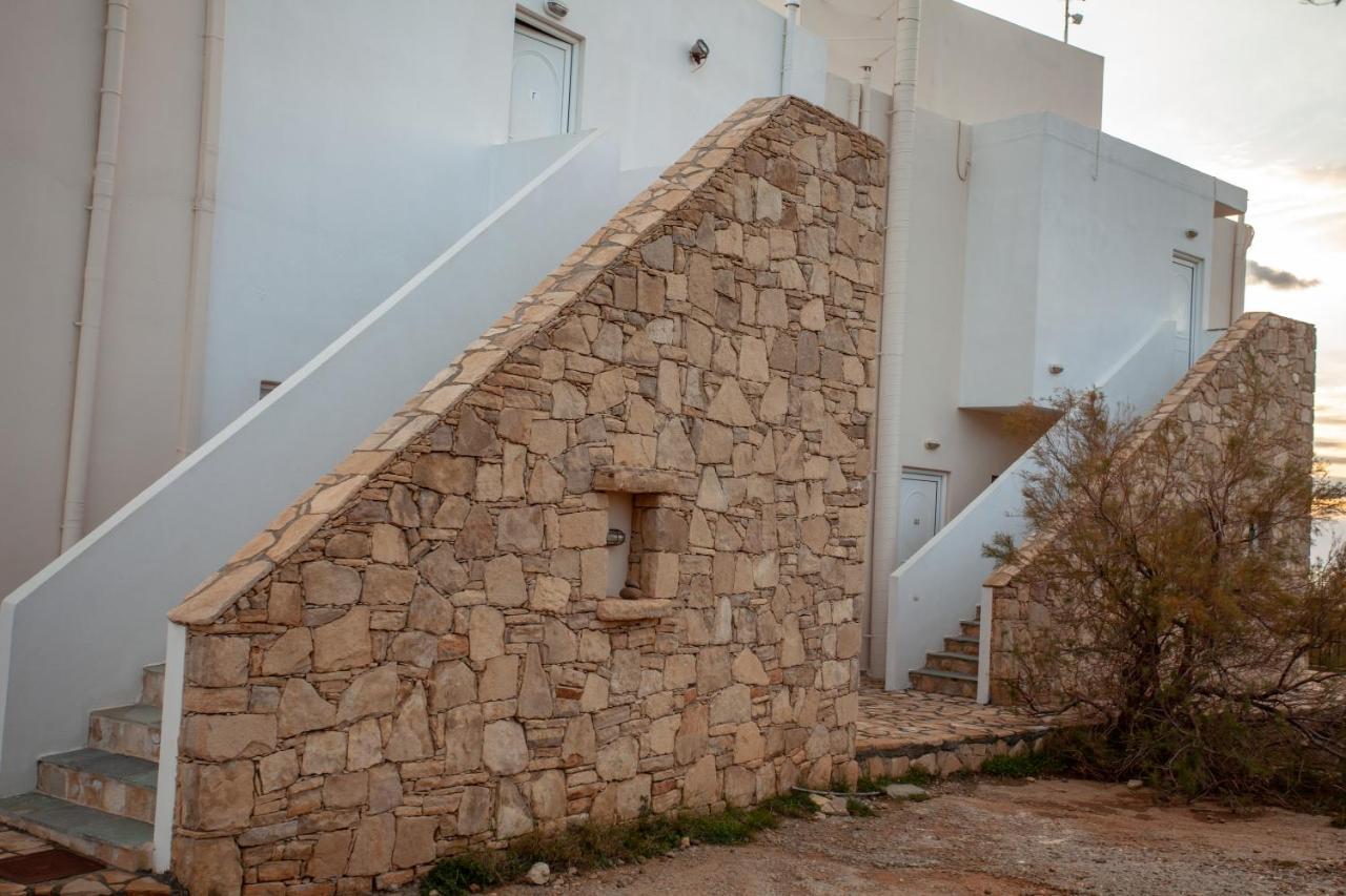 Hill Of Calm Hotel Triópetra Kültér fotó
